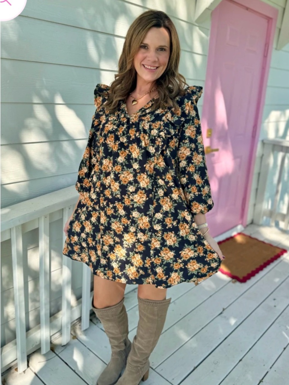 Floral V-Neck Ruffle Dress in Size Small